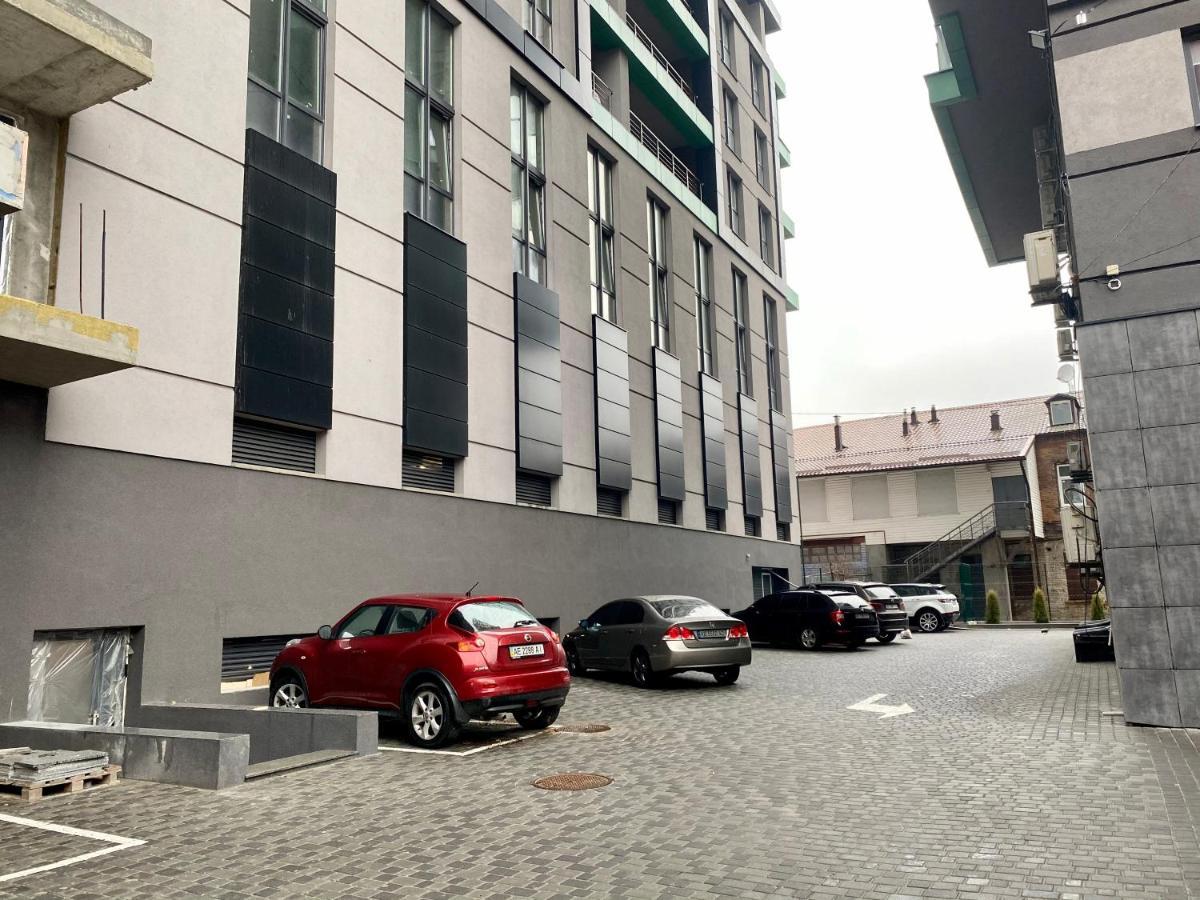 Modern Classic 2 Bedroom Apartment Near Most City Dnipro Luaran gambar