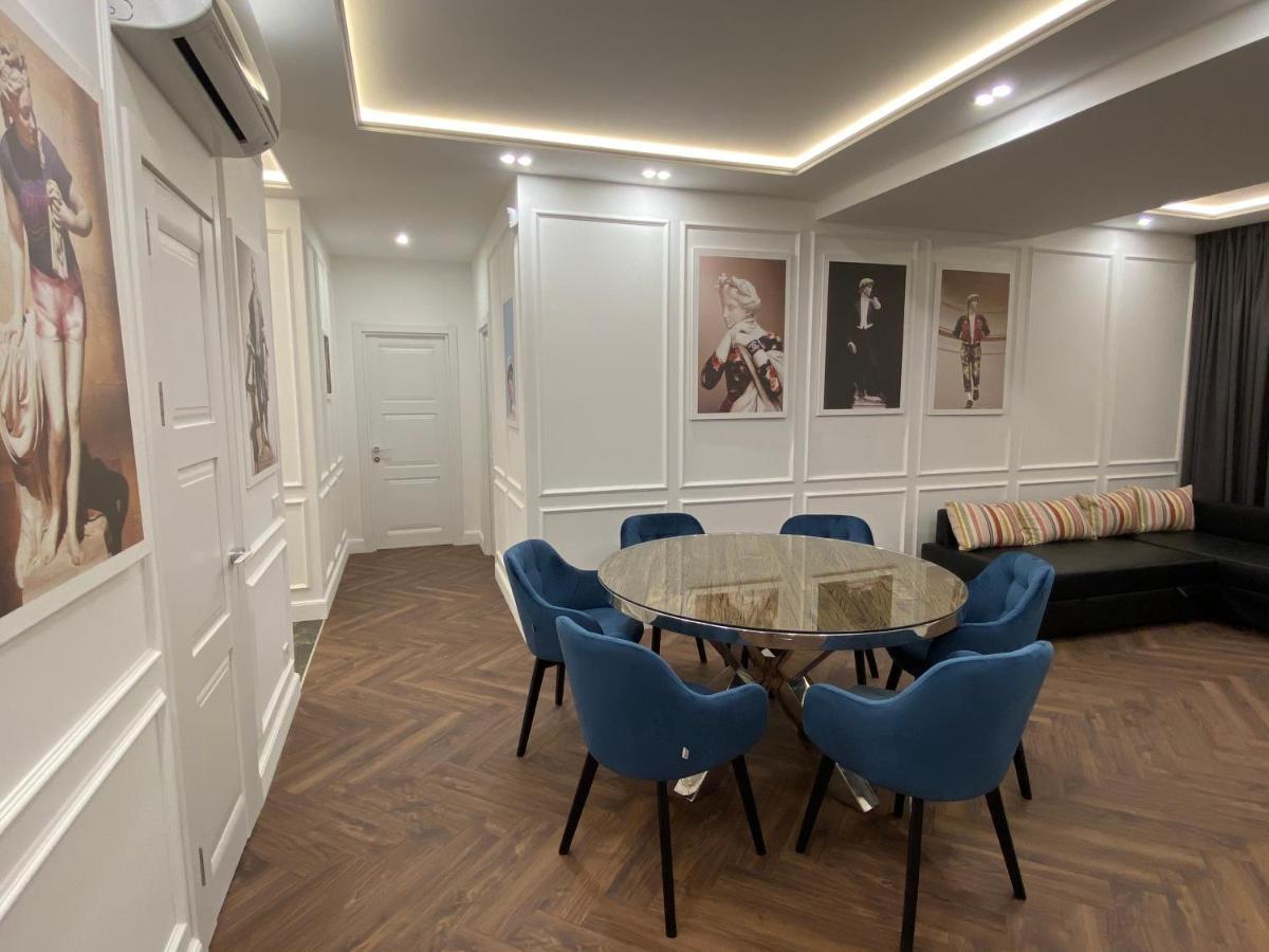 Modern Classic 2 Bedroom Apartment Near Most City Dnipro Luaran gambar